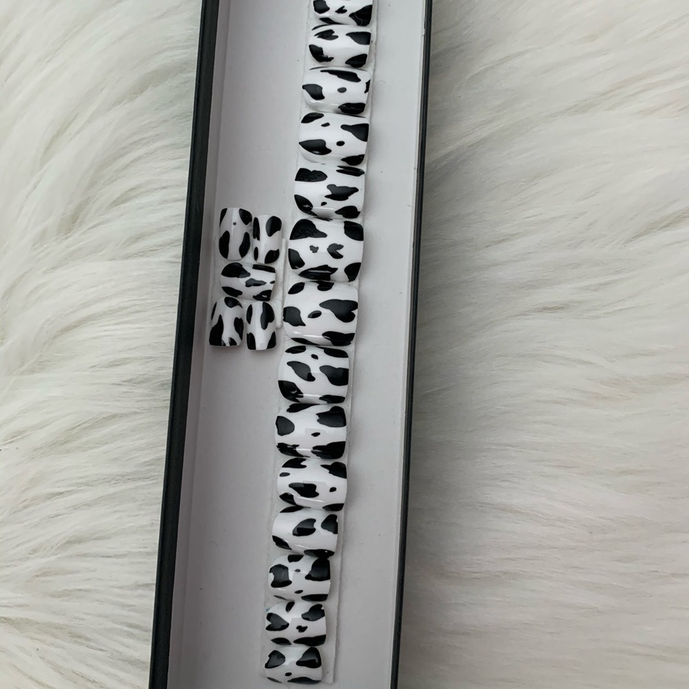 Press on cow print nails